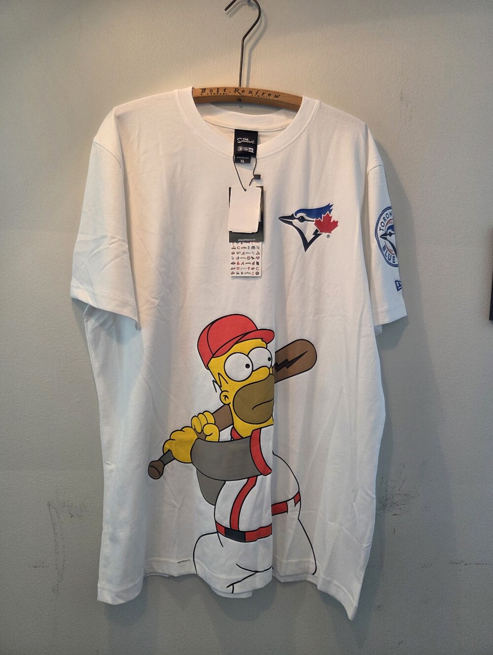 New Era Toronto Blue Jays Simpsons Wonderbat T-Shirt White NWT Men’s Xlarge
